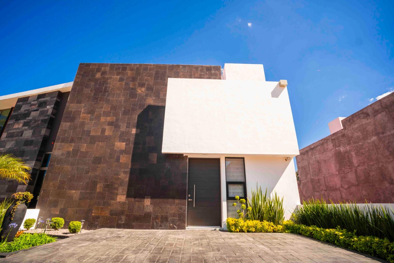 WhatsApp Image 2025-12-05 at 11.37.39 AM (5)